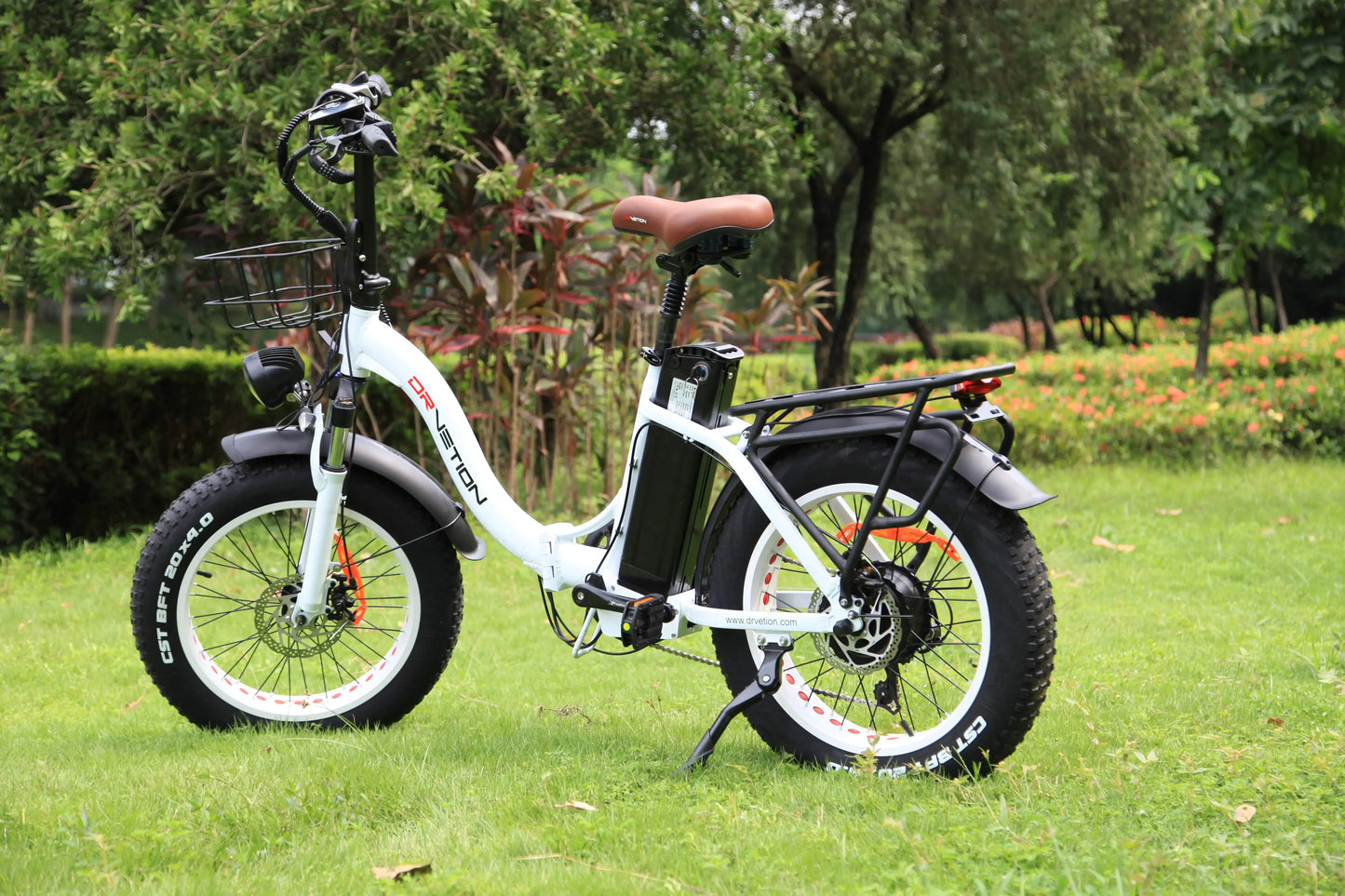 Women's Folding Electric Bicycle With Basket 750W 48V 15Ah Samsung Battery